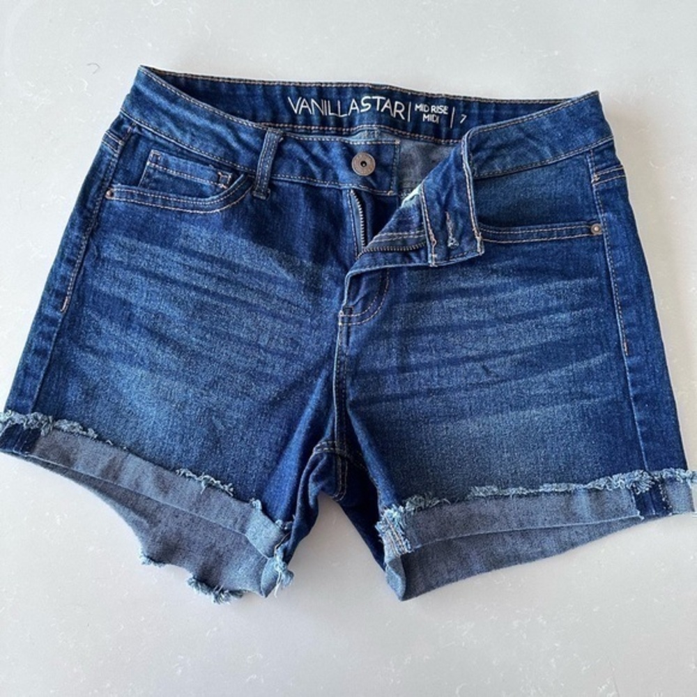 VANILLA STAR Midrise Midi Jean Shorts